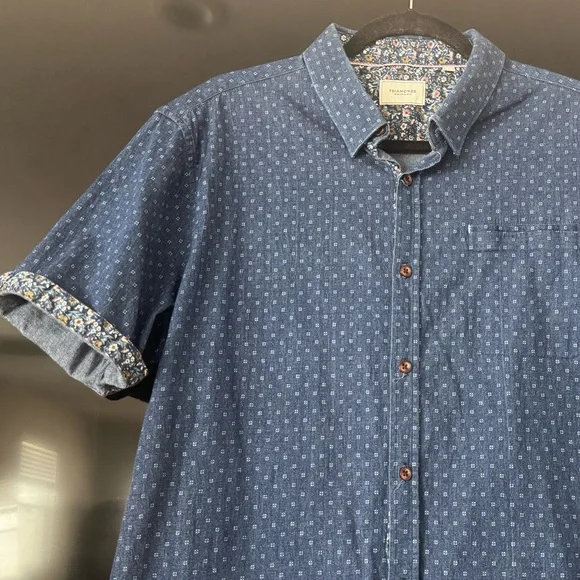 7 Diamonds Floral-Trim Short-Sleeve Button-Up — Navy Micro-Print Shirt (Size XL) - Picture 3 of 6